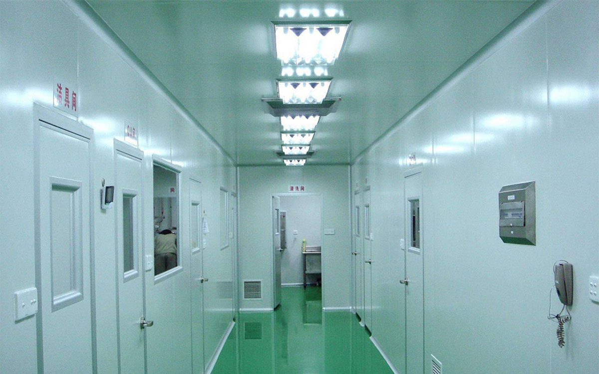 [Cập nhật 2025] Bảng giá mới nhất của Đèn phòng sạch dùng trong nhà máy dược phẩm