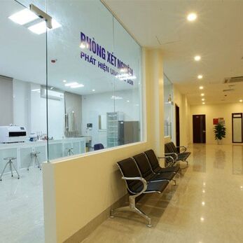 Chênh lệch màu ánh sáng giữa các đèn phòng sạch: Nguyên nhân từ LED, nhiệt độ đến hệ quang học