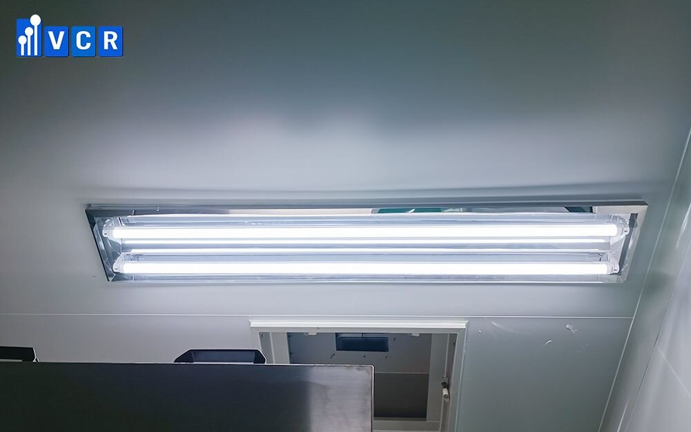 cleanroom light fixtures