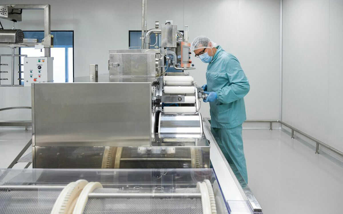 Đáp ứng các yêu cầu pháp lý và tiêu chuẩn quốc tế